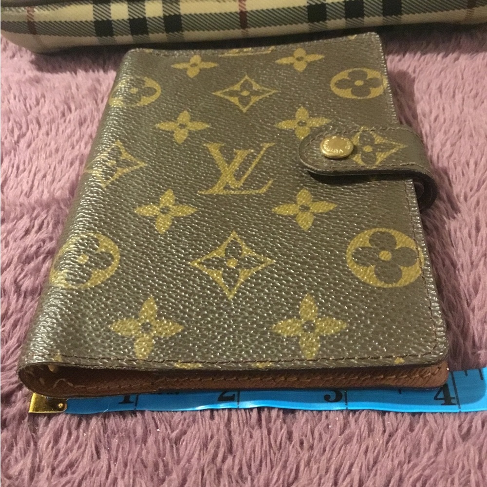 Louis Vuitton Brown and Gold Monogram PM Agenda 2008 - Picture 3 of 16